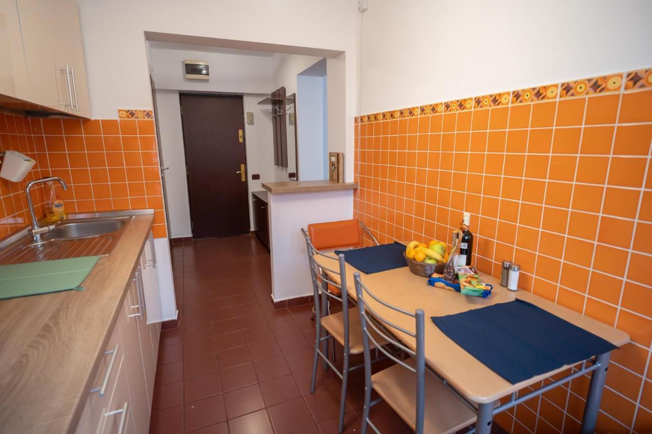 Spacious 2Br Dristor Apartment Bukarest Exterior foto