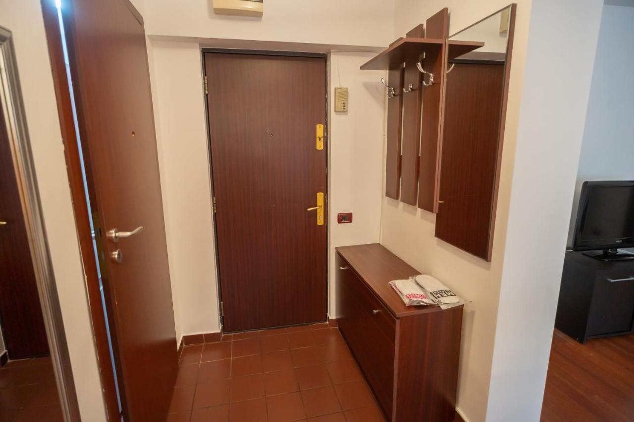 Spacious 2Br Dristor Apartment Bukarest Exterior foto