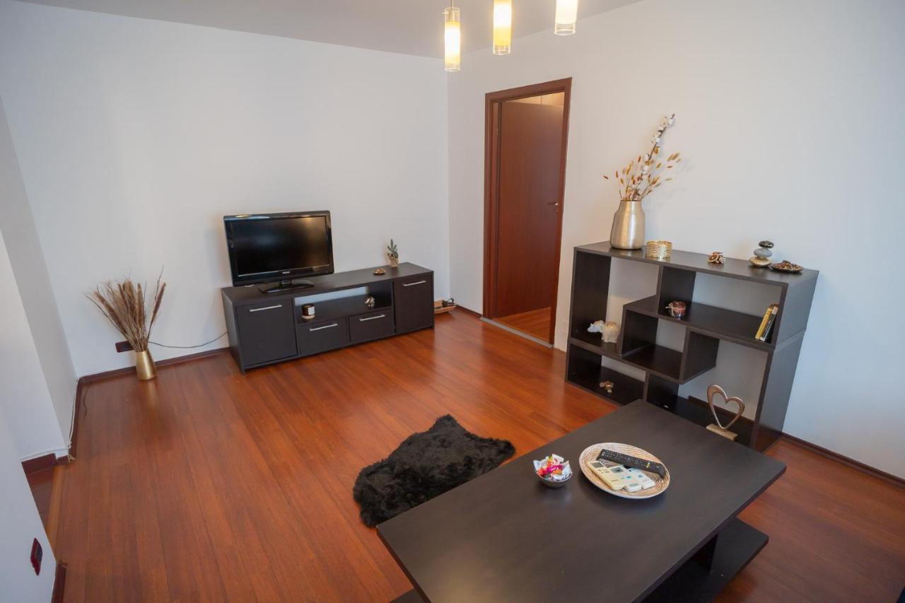 Spacious 2Br Dristor Apartment Bukarest Exterior foto